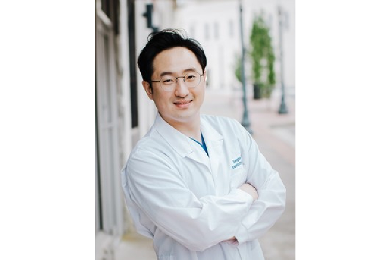 Dr. Sang H. Yu, DDS